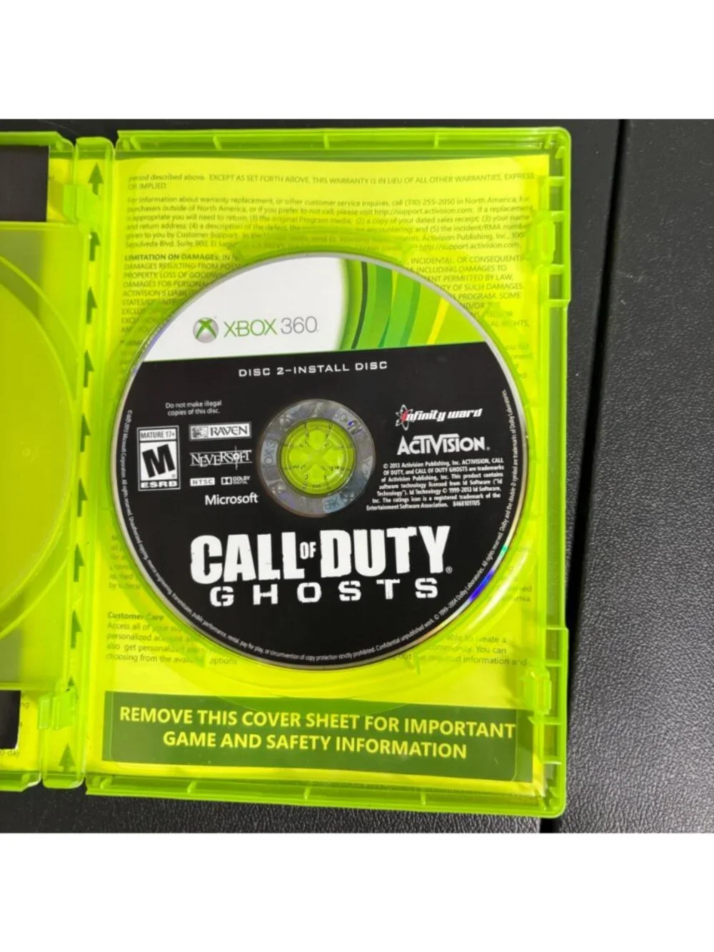 Call Of Duty Ghosts Xbox 360 Two-Disc Set With Case & Season Pass Insert